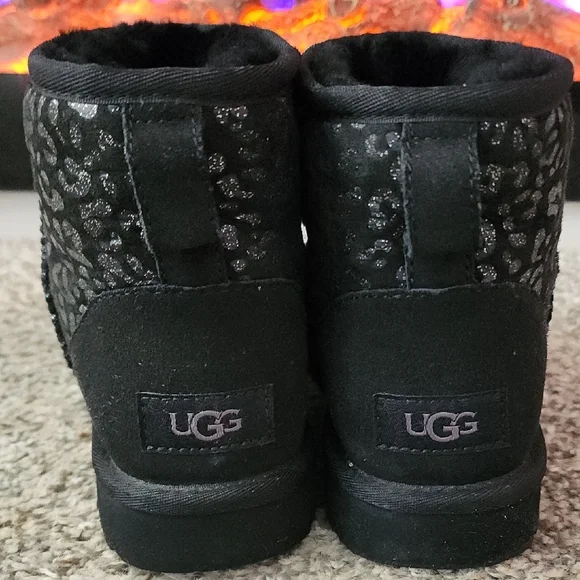 UGG Black Sparkle Leopard Print Unltra Mini Ugg Boots Size 6 - Picture 3 of 12